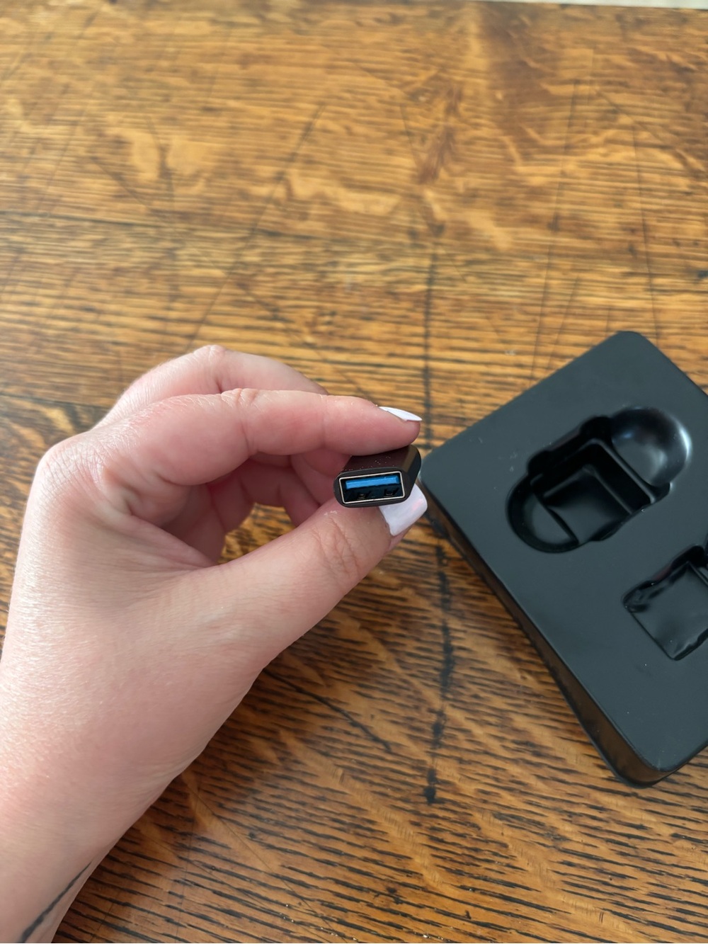 USB-C Adapter for Electronics - Picture 3 of 4